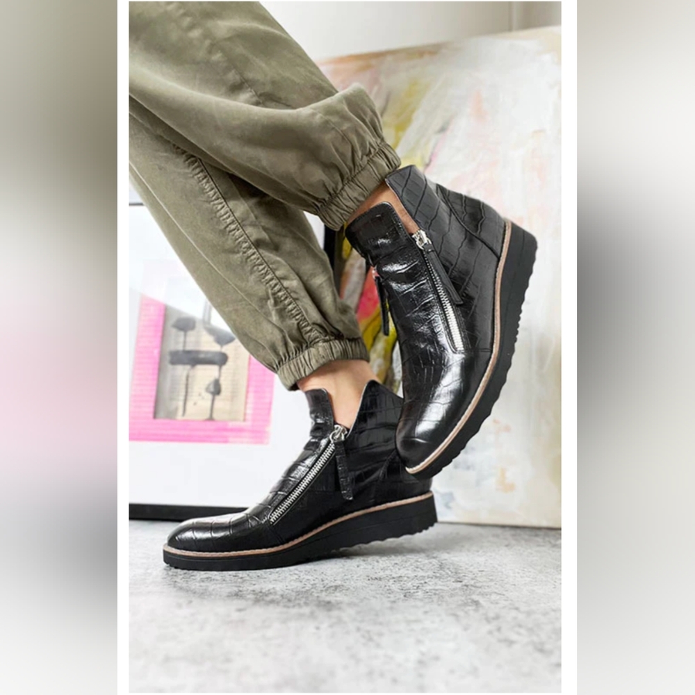 DJANGO & JULIET* 'Ohmyes' Black Double Zip Front Croc Leather Ankle Boot Sz 39 - Picture 6 of 17